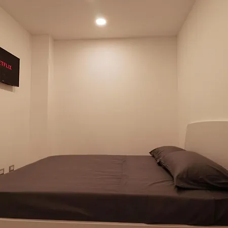 Hosting Studio - 1 Apartment Sondrio